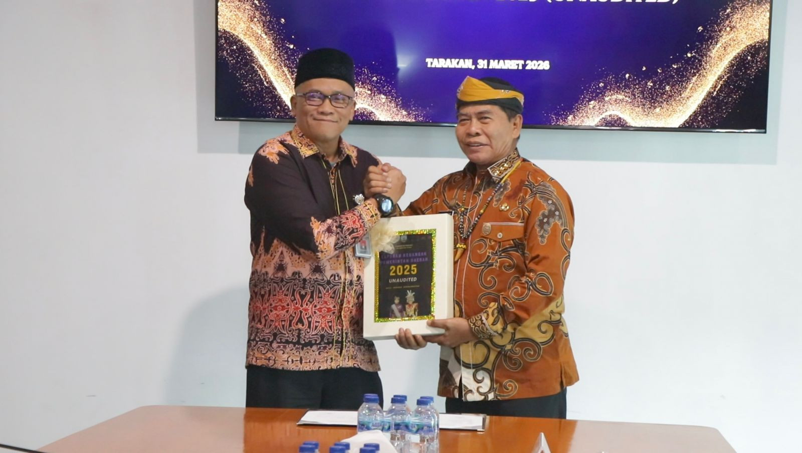 Gubernur Serahkan LKPD Unaudited 2025 ke BPK